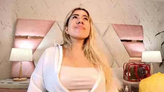 sarablonde_t Adult Chat June 16, 2026