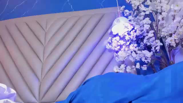naomi_velour Adult Chat June 16, 2026