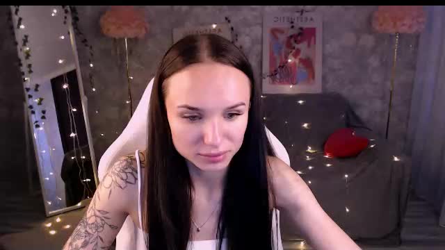 nicolemerz Adult Chat June 16, 2026