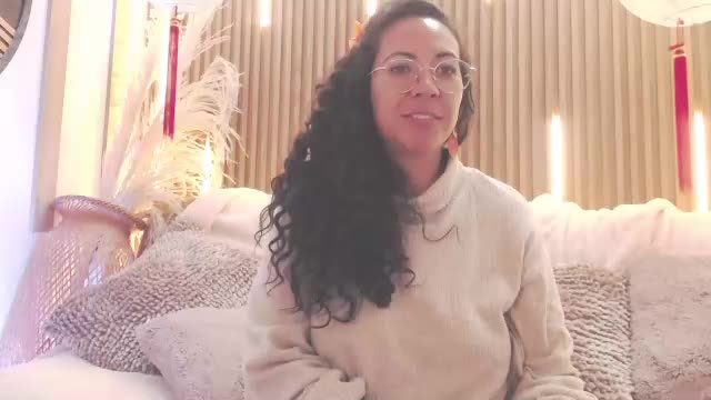 velvet_curly Adult Chat June 16, 2026