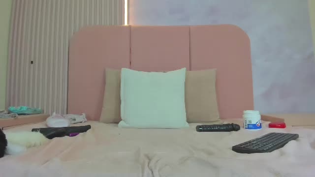 charlotaura Adult Chat June 16, 2026
