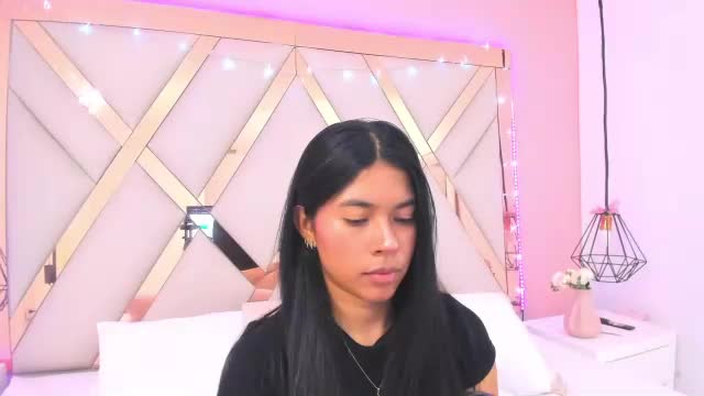samantaa_shy Adult Chat June 16, 2026