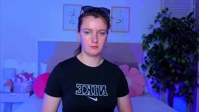 cutie_blushh Adult Chat June 16, 2026