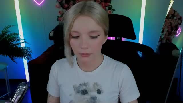 aurorawrenfield Adult Chat June 16, 2026