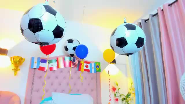paulinavera Adult Chat June 16, 2026