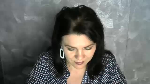 white__queen_ Adult Chat June 16, 2026