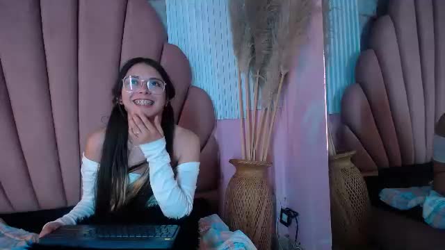 kyomi_hunt Adult Chat June 16, 2026