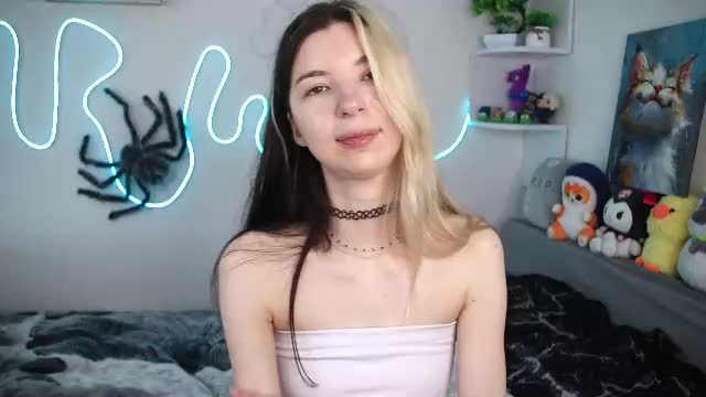emmie_everly Adult Chat June 16, 2026