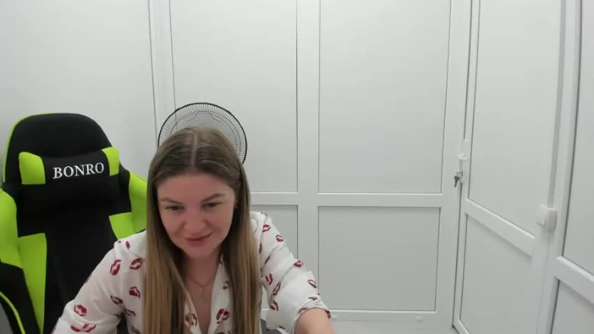 madison_smile Adult Chat June 16, 2026