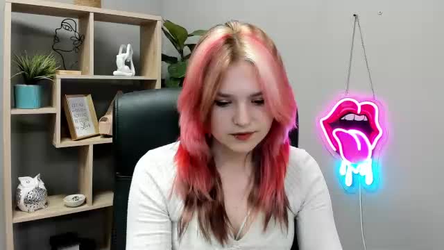 lilysweetxo Adult Chat June 16, 2026