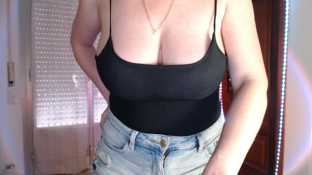 Alina-Lovely Adult Chat June 17, 2026