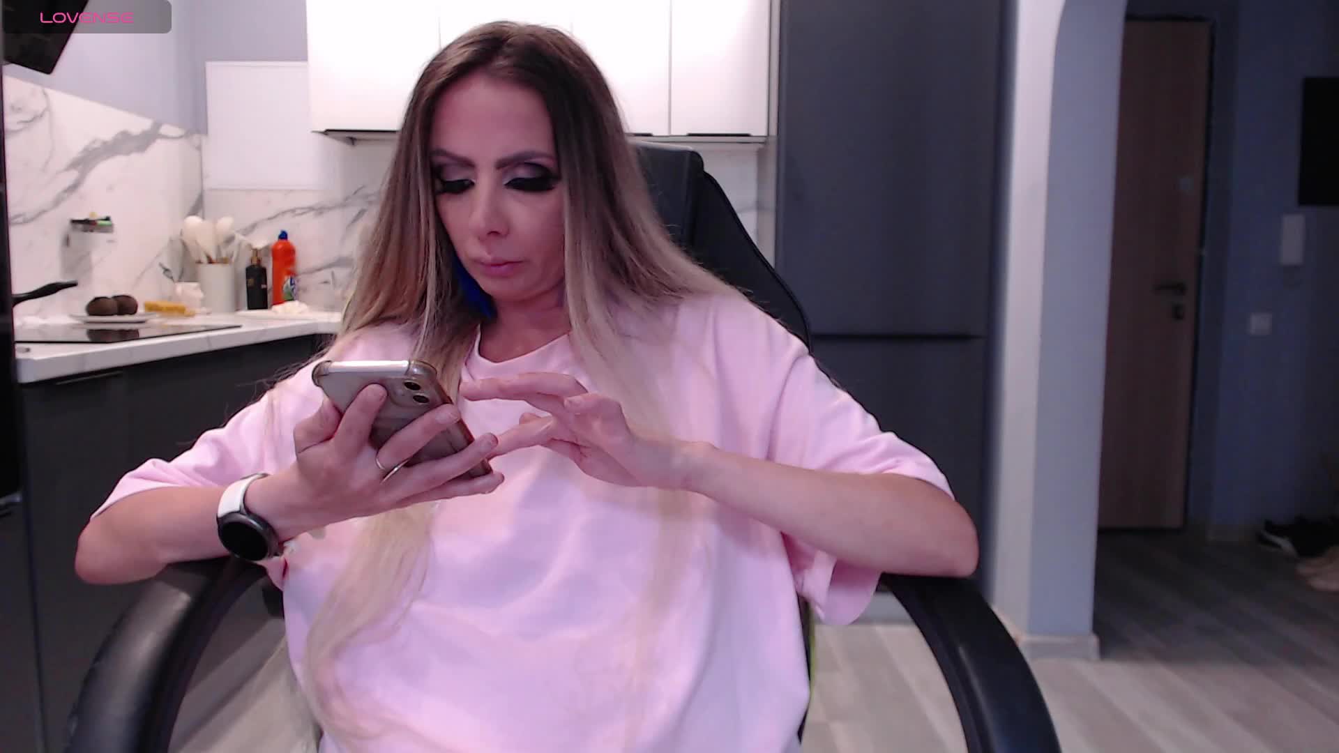 blondalina Adult Chat June 16, 2026