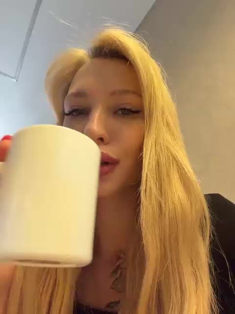 Cristi-Candy Adult Chat June 17, 2026