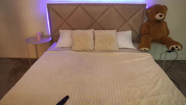isabelledior Adult Chat June 17, 2026