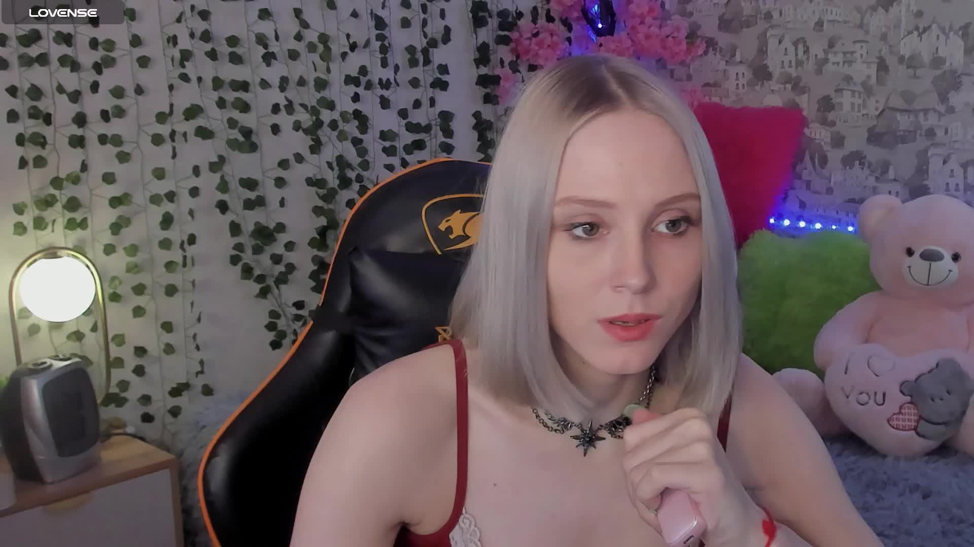 GinaGinaLove Adult Chat June 18, 2026