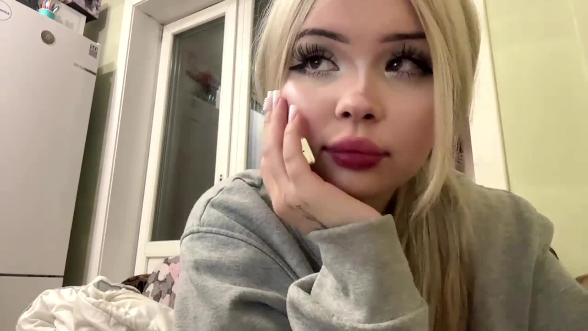 AngelenaBuote Adult Chat June 17, 2026
