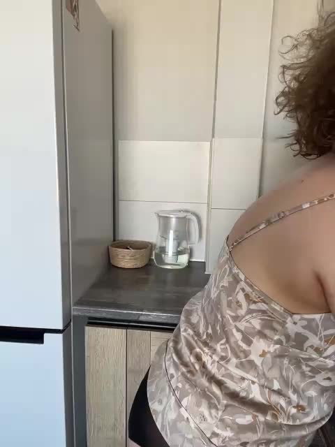 -CandyFlipGirl- Adult Chat June 18, 2026