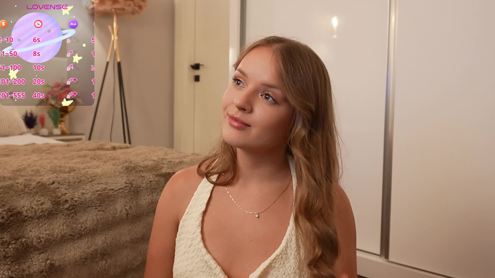 Lunaaaura Adult Chat June 18, 2026