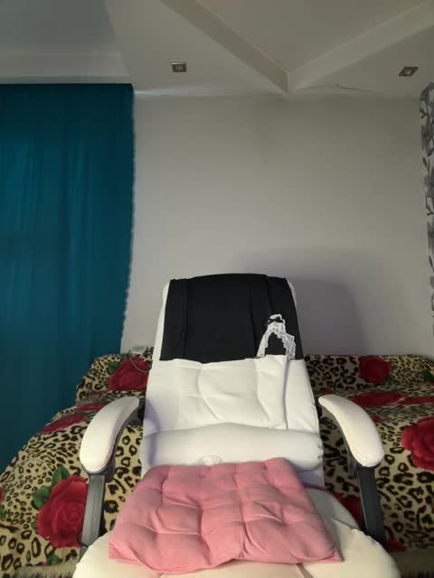 Eva-Bella Adult Chat June 18, 2026