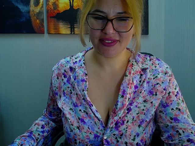 AvaQueen Adult Chat June 19, 2026