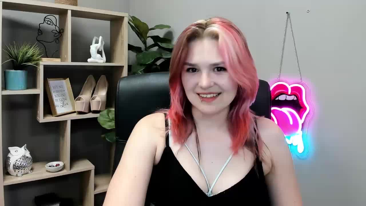 SweetLilyxo Adult Chat June 19, 2026