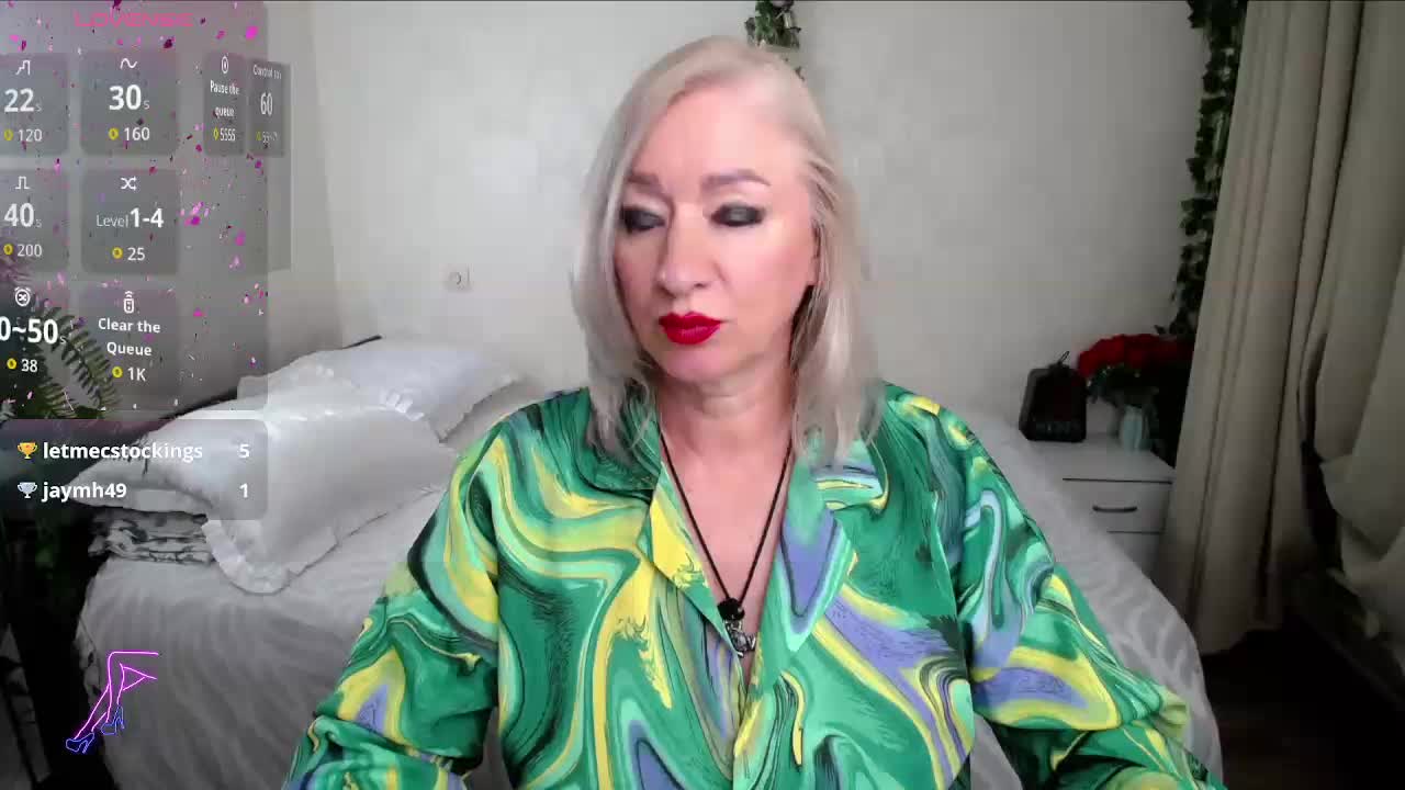 hunters-woman Adult Chat June 19, 2026