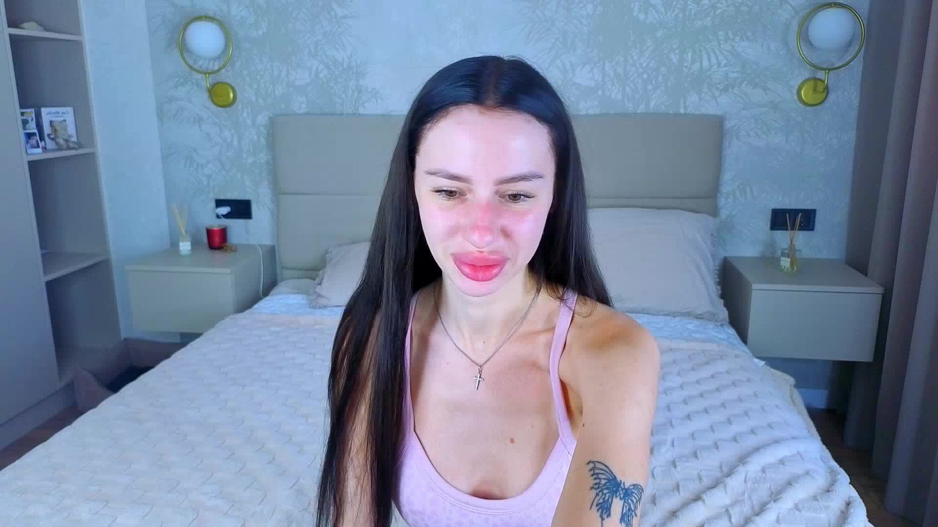 SnowWhiteee Adult Chat June 19, 2026