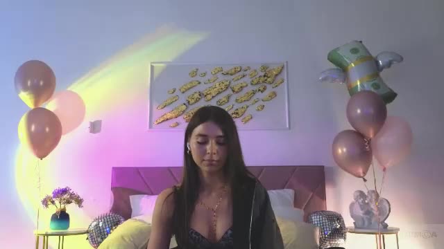 violetta_finch Adult Chat June 19, 2026