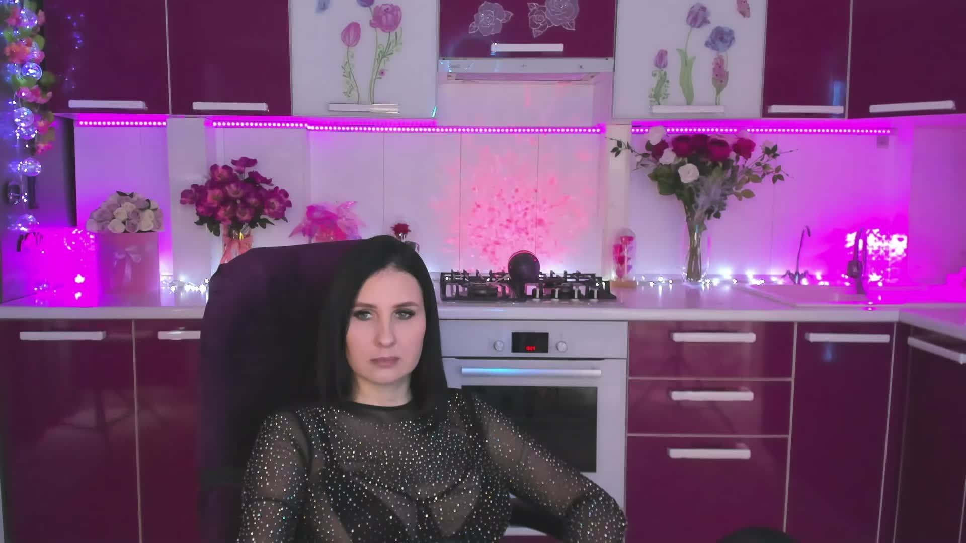 Olivija2020 Adult Chat June 19, 2026