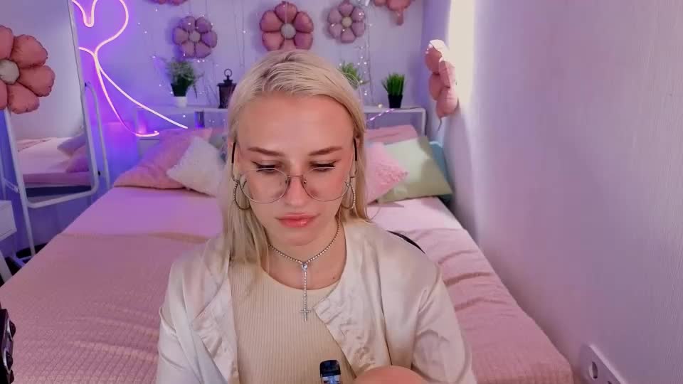 angel_tessa Adult Chat June 20, 2026