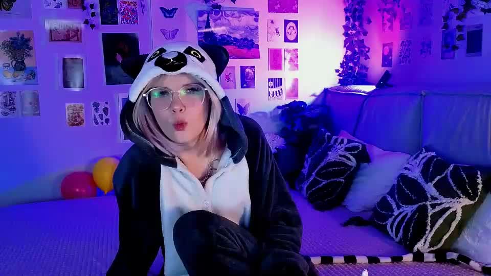 vanessaaustin Adult Chat June 20, 2026