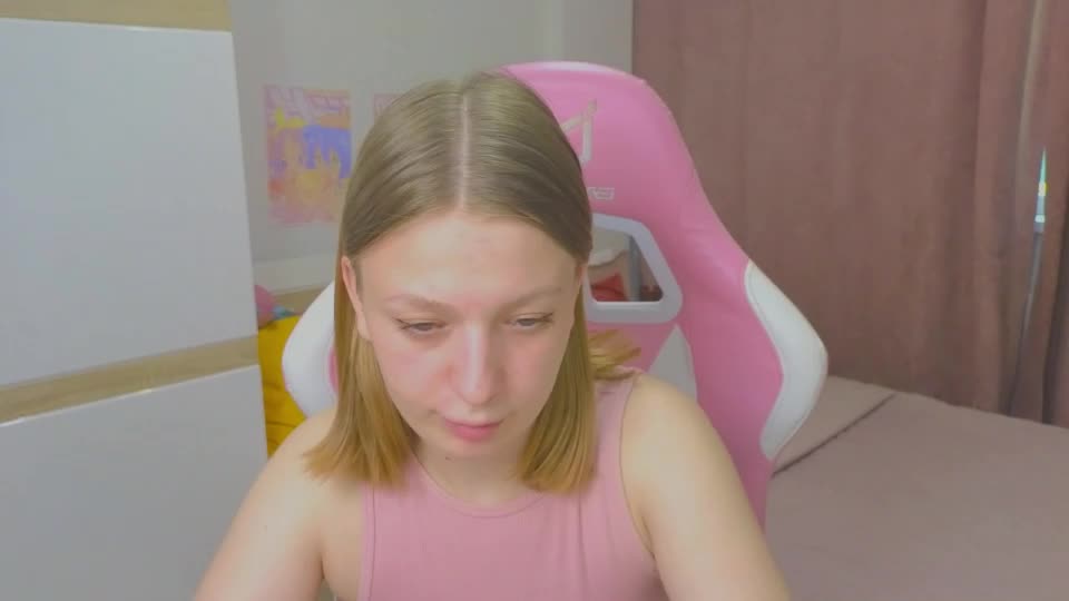 nikkibenz03 Adult Chat June 20, 2026