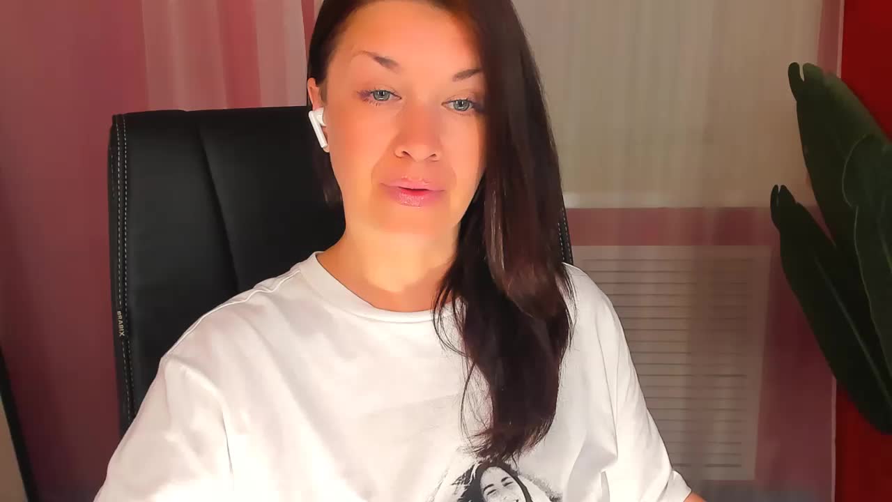 AnaMills Adult Chat June 20, 2026