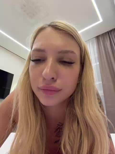 Cristi-Candy Adult Chat June 21, 2026