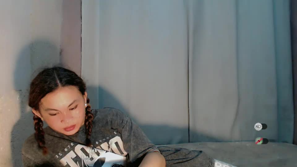 sofia_sweetheart18 Adult Chat June 20, 2026