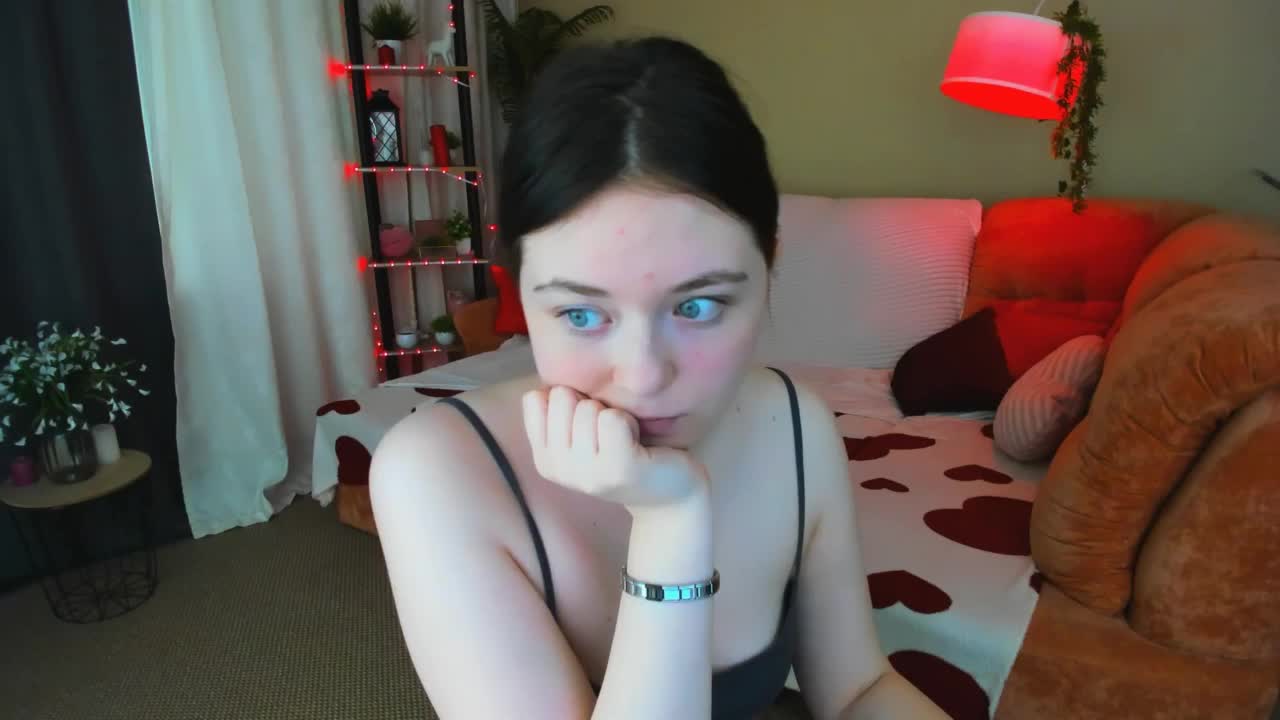 AlluringLookk Adult Chat June 20, 2026