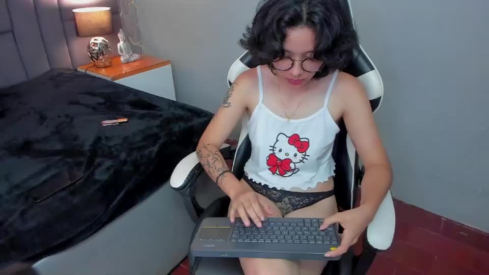 scarleth_blaze Adult Chat June 21, 2026
