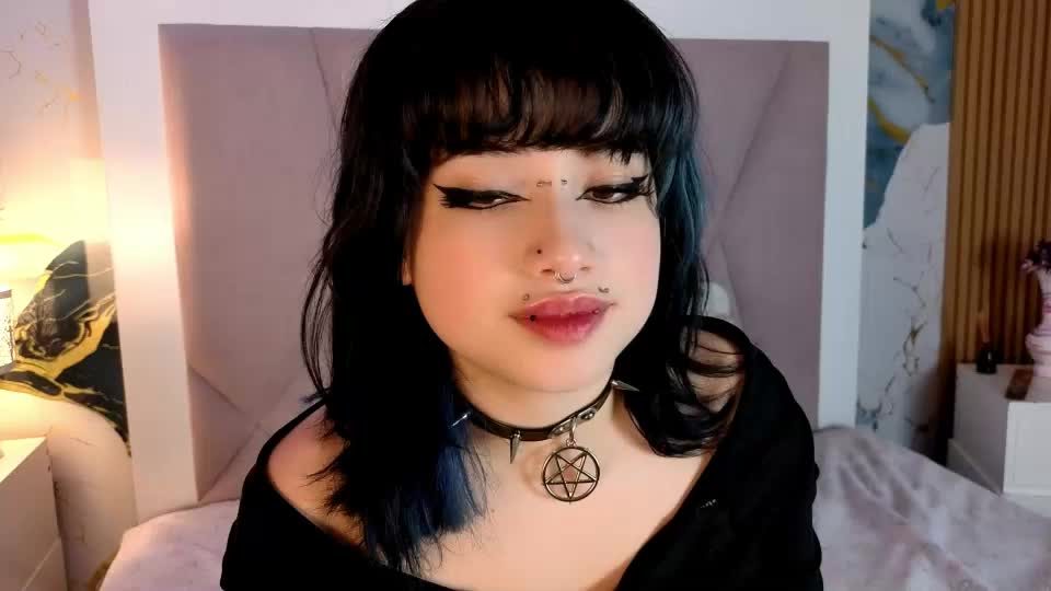sienna_desiree Adult Chat June 21, 2026