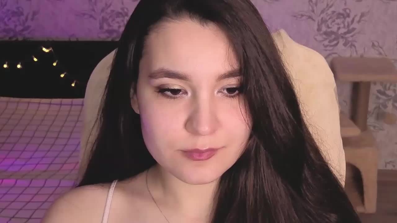 annie-fleur Adult Chat June 21, 2026