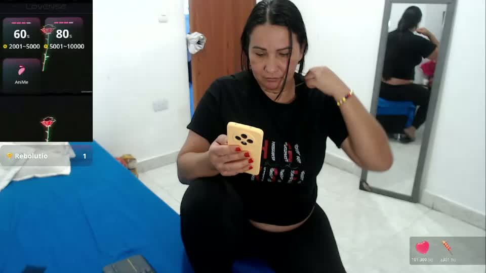 laura_foxx2379 Adult Chat June 21, 2026