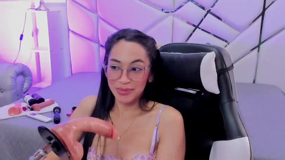 gabbieskinny Adult Chat June 21, 2026