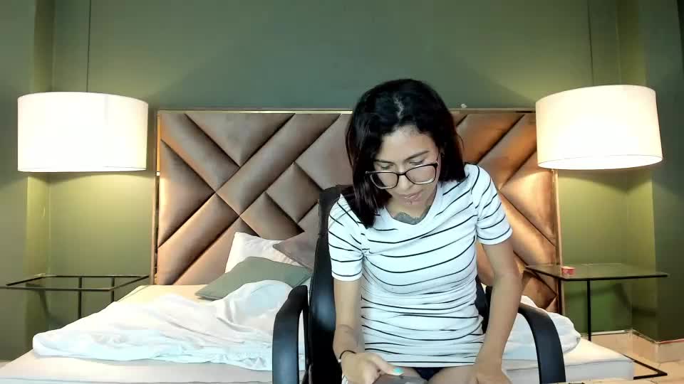 emily_loperaa Adult Chat June 21, 2026