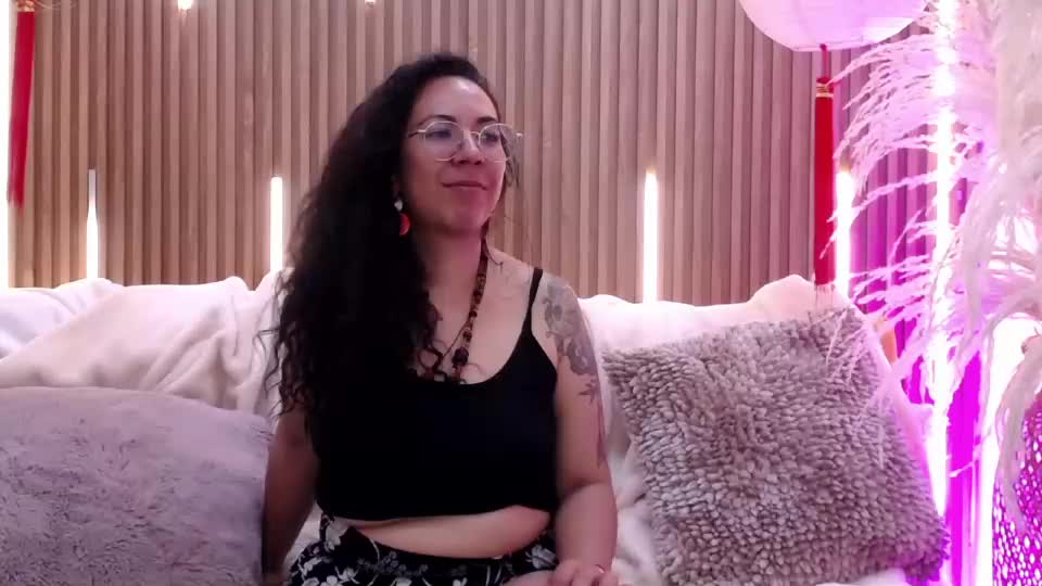 velvet_curly Adult Chat June 22, 2026