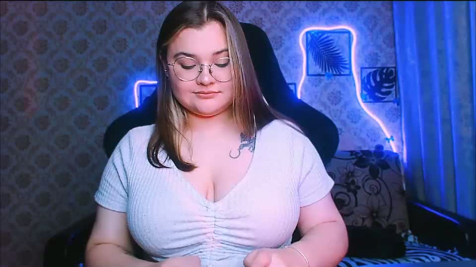 dreamforyoue2 Adult Chat June 22, 2026