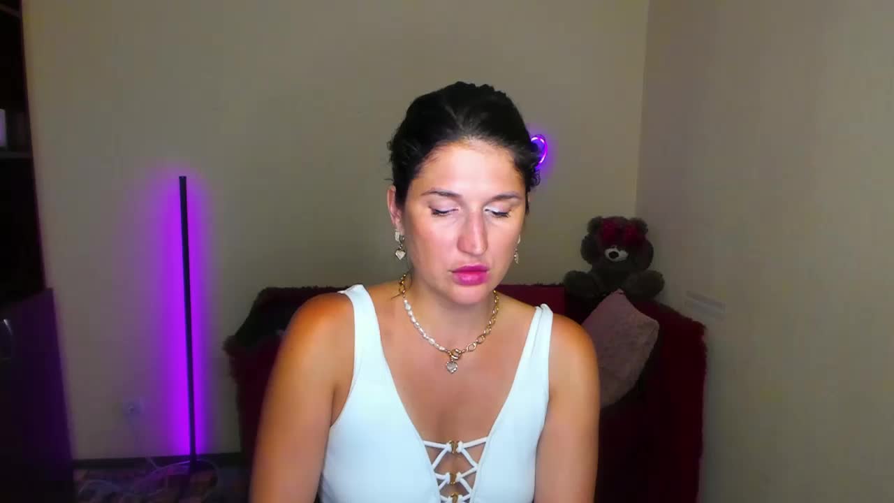 AliannaSoloKisses Adult Chat June 22, 2026
