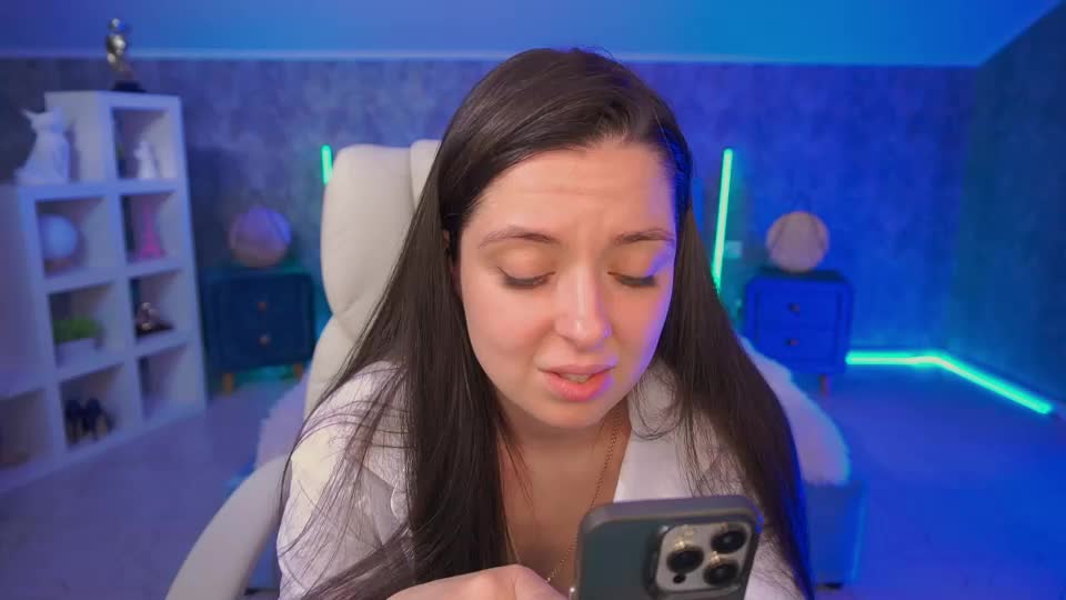 diamondeyeess Adult Chat June 22, 2026