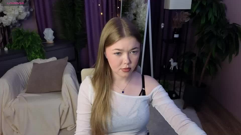 _liilcrystal_ Adult Chat June 21, 2026