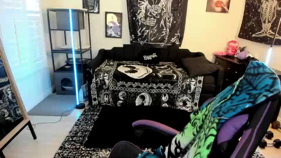 luna_lovelyy Adult Chat June 21, 2026