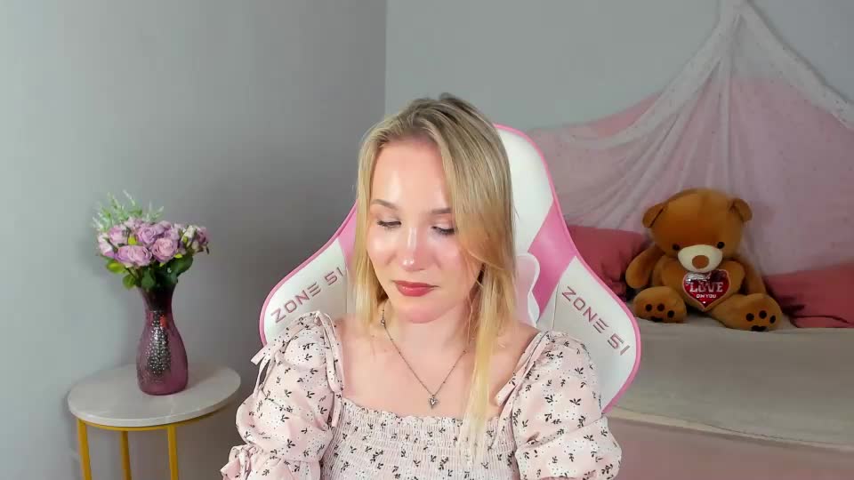 elaravoltage Adult Chat June 22, 2026