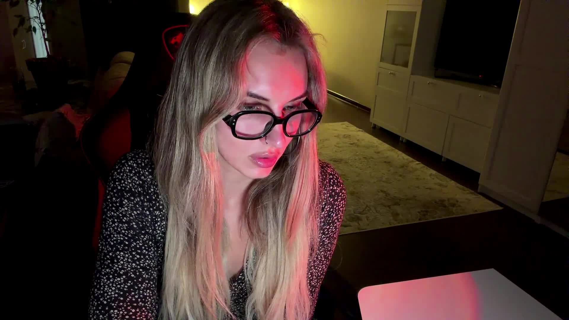 MissyKissy Adult Chat June 22, 2026